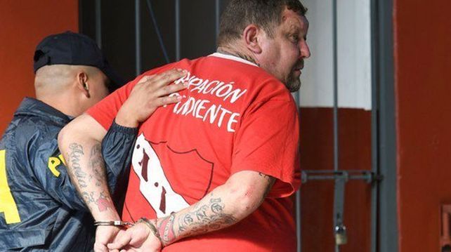 De película: a los tiros se resistió al arresto un barra del Rojo