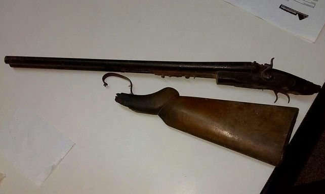 Si entre ellos se pelean: amenazó a su hermano con un arma y terminó preso