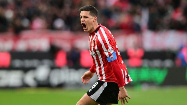 Estudiantes venció agónicamente a Platense y quedó cerca de los playoffs