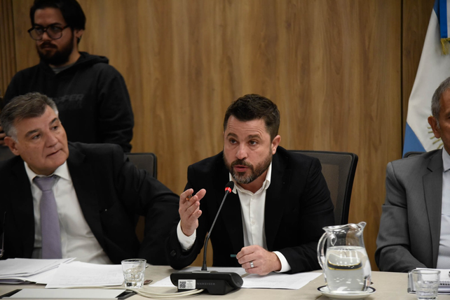 El radical Tetaz aseguró que Juntos por el Cambio irá en la misma boleta que La Libertad Avanza.