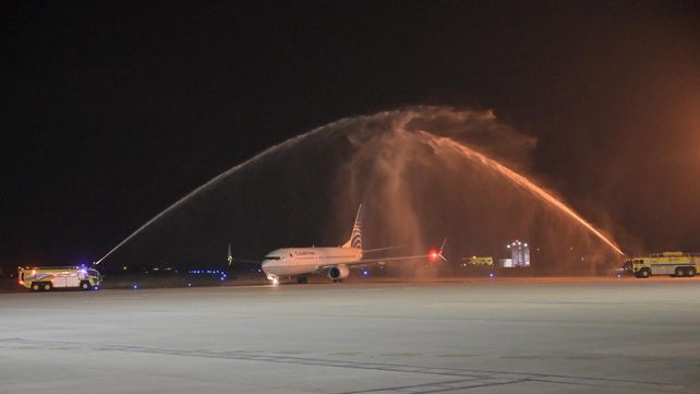 El vuelo hasta el aeropuerto concluyó unos minutos antes del horario anunciado.