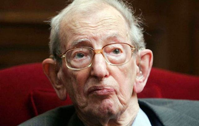 Eric John Hobsbawm. El pensador clave de la historia del siglo XX.