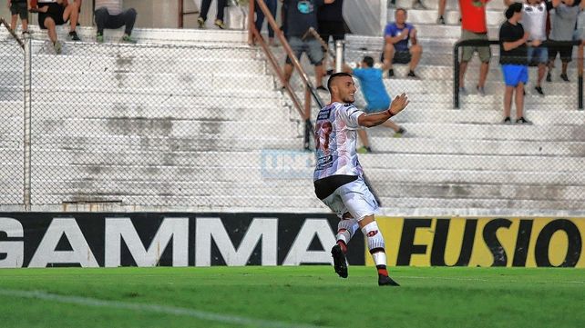 Ribas formó parte del plantel de Patronato en la temporada 2017/18.