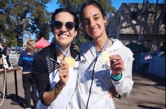Jennifer Custidiano y Victoria Olives