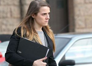 Una mujer se hizo pasar por hombre y engañó a una amiga para tener sexo con ella