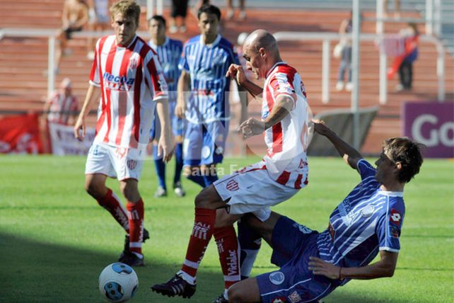 Godoy Cruz lo dio vuelta y le ganó a Unión en el Malvinas Argentinas