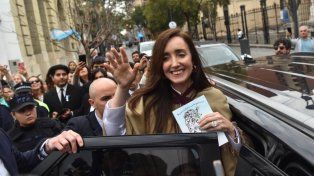 Villarruel se diferenció de Milei: esperó que se despejara la situación climática y viajó a Tucumán