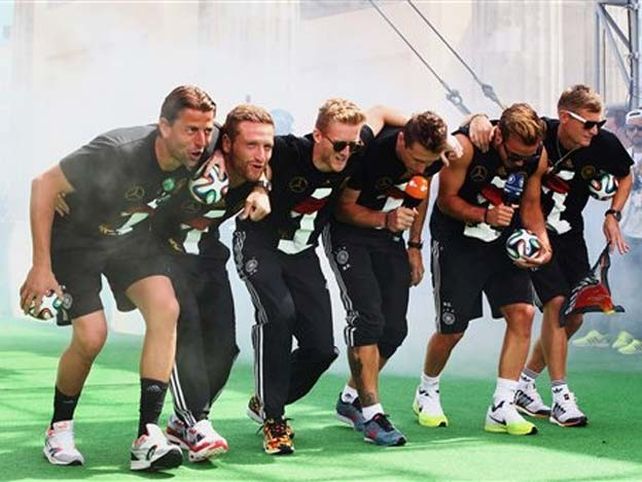 Provocativo festejo de la selección alemana en Berlín