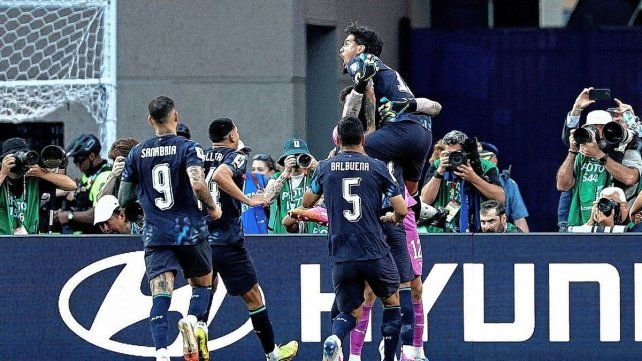 Paraguay venció en los penales a Alemania y se metió en octavos de final.