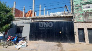 Un albañil cayó desde lo alto de una obra y está grave