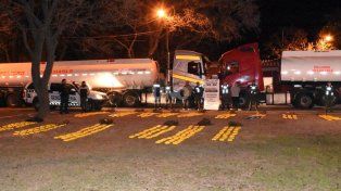 Ruta 34: secuestraron 388 kilos de cocaína ocultos en camiones cisterna, valuados en más de US$ 7 millones
