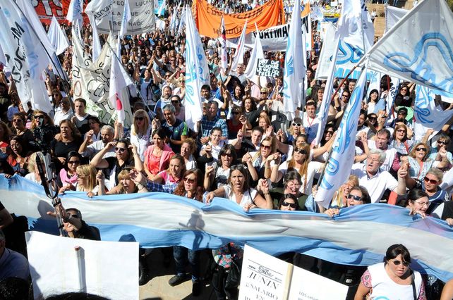 Sin clases: los docentes públicos santafesinos se suman al paro del jueves