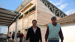 Gustavo Zavallo y Juan Carlos Kloss recorriendo obras.&nbsp;