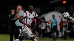 Jherson Mosquera se irá de Newells para jugar en Deportes Tolima de Colombia.&nbsp;
