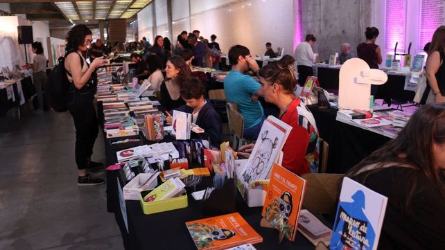 El encuentro de editoriales se realiza en la Facultad de Humanidades de la UNR.