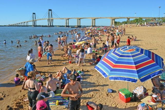 Todo el año. Durante los 12 meses Corrientes propone actividades turísticas diversas que se refuerzan en la temporada estival por los bellos espacios de esparcimiento.&nbsp;
