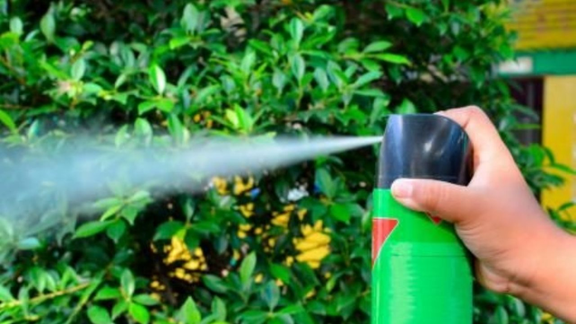 La ANMAT exigió el retiro del mercado de insecticidas de las marca Fuyi y Raid por fallas