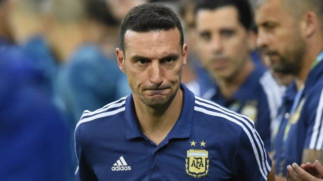 Scaloni tiene debilidad por Lisandro Martínez