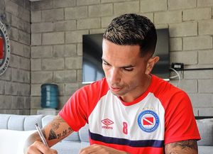 Unión recibe 250.000 dólares por la venta de Carabajal