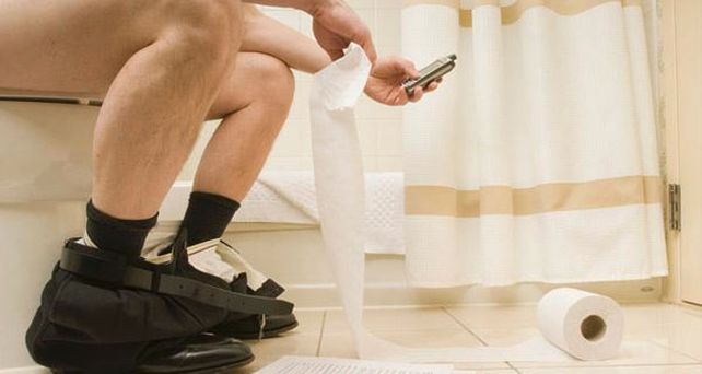 Más de mil millones de personas en el mundo se ven obligadas a defecar al aire libre debido a la falta de instalaciones sanitarias adecuadas