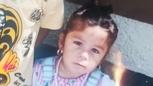 La niña Esmeralda Pereyra López apareció con vida en la ciudad de La Falda después de casi 24 horas de búsqueda en la provincia de Córdoba.
