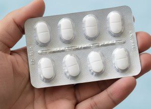 Reto viral con ingesta de paracetamol preocupa a padres y a profesionales de la salud