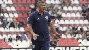 Jorge Almirión espera que su equipo esté a la altura y que logre su primer triunfo como local.