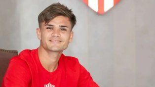Mateo Alberca se sumó a Exequiel Gómez como las nuevas caras de Atlético Paraná.