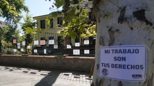 Reclamo del personal del Hospital Neuropsiquiátrico Agudo Avila, de Santa Fe y San Lorenzo, realizado en noviembre de 2022 contra precarizacion laboral y recomposición de salarios.&nbsp;