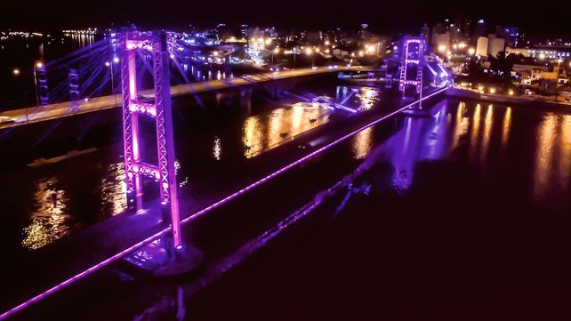 La provincia brindó detalles del acto de inauguración de la nueva iluminación del Puente Colgante