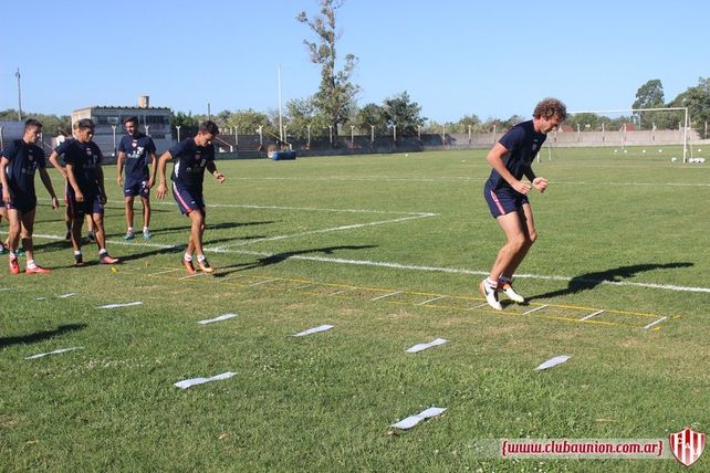 Leonardo Sánchez es uno de los referentes del plantel de Unión que se prepara para la vuelta del fútbol.