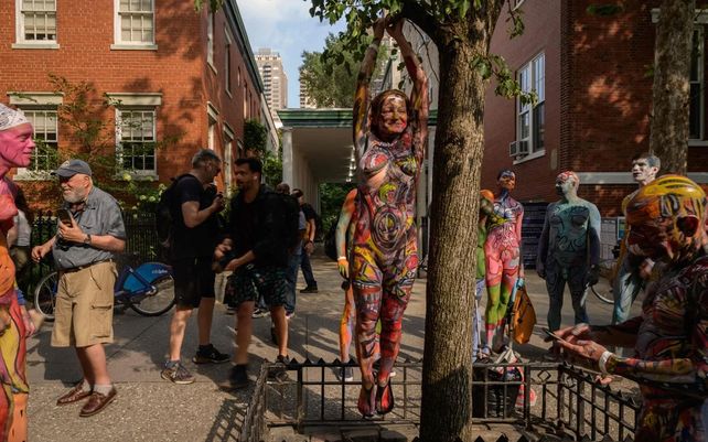 Las coloridas imágenes del Día anual de Body painting en Nueva York