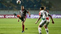 Al toque. Julián Fernández la juega frente a Dávila. Los rojinegros siguen con chances en la copa. Al toque. Julián Fernández la juega frente a Dávila. Los rojinegros siguen con chances en la copa.