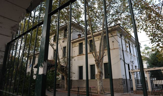 Suipacha al 700. El Avila recibe presos que requieren atención psiquiátrica.