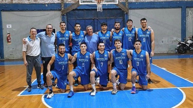 República del Oeste superó como visitante a UNL y llega invicto a los playoffs de A2 en el Torneo Oficial.