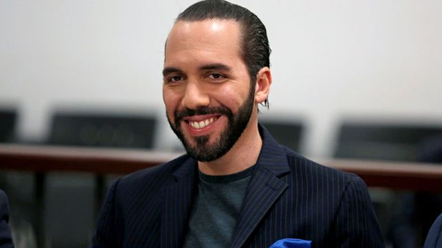Javier Milei llegó a El Salvador para asunción de Nayib Bukele