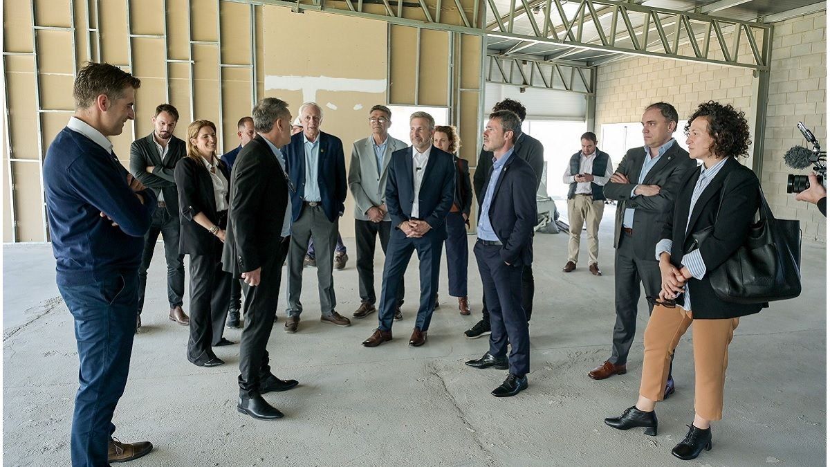 Rogelio Frigerio entregó la adhesión al RINI a Calisa 2