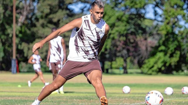 El delantero Rodrigo Contreras es la nueva incorporación de Platense.&nbsp;