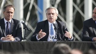 Fernández anunció en Santa Fe medidas para que no falte el gasoil