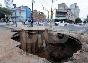 Socavón Rivadavia: ¿dónde está la tierra que falta?