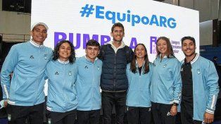 Germán Chiaraviglio participó en la entrega de la bandera Argentina en el Cenard.