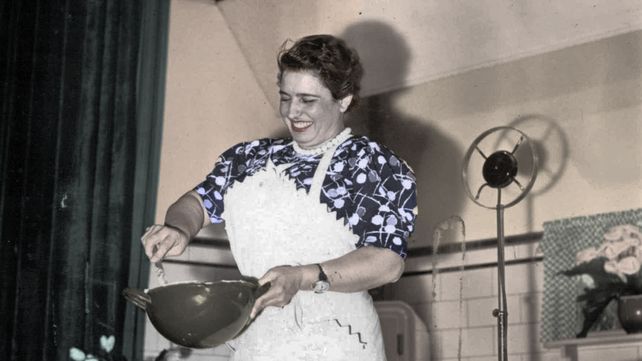 Doña Petrona es muy recordada en la gastronomía argentina por sus libros recopilatorios de recetas.