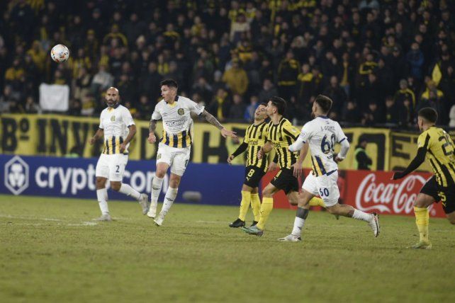 La derrota ante Peñarol en Libertadores mandó a Central a jugar los play-offs por Copa Sudamericana.