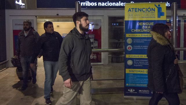 Los hijos de Báez llegaron a Buenos Aires y compartieron el vuelo con Máximo Kirchner