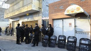 Detuvieron a cinco familiares de Pimpi Caminos por amenazas