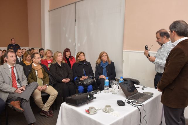 Conforman el centro de monitoreo para las pulseras en casos de violencia de género
