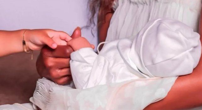 Naomi Campbell, mamá a los 53: la primera foto de su bebé