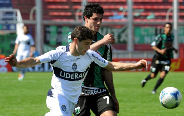 Gimnasia le ganó a Ferro y se afianza en la punta de la B Nacional