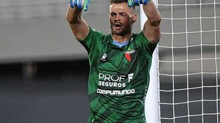 El arquero de Colón, Ignacio Chicco, fue una de las figuras en la victoria ante River.&nbsp;
