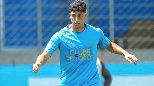 Unión presiona a Racing mientras el pase de Nardoni suma otro foco de conflicto